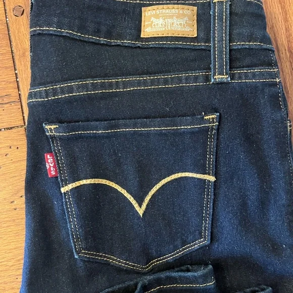 Dark blue Levi skinny jeans - Picture 5 of 5